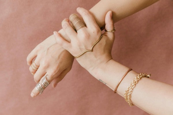 Gold Bracelet for Women: Care and Maintenance to Preserve Shine and Prevent Tarnish