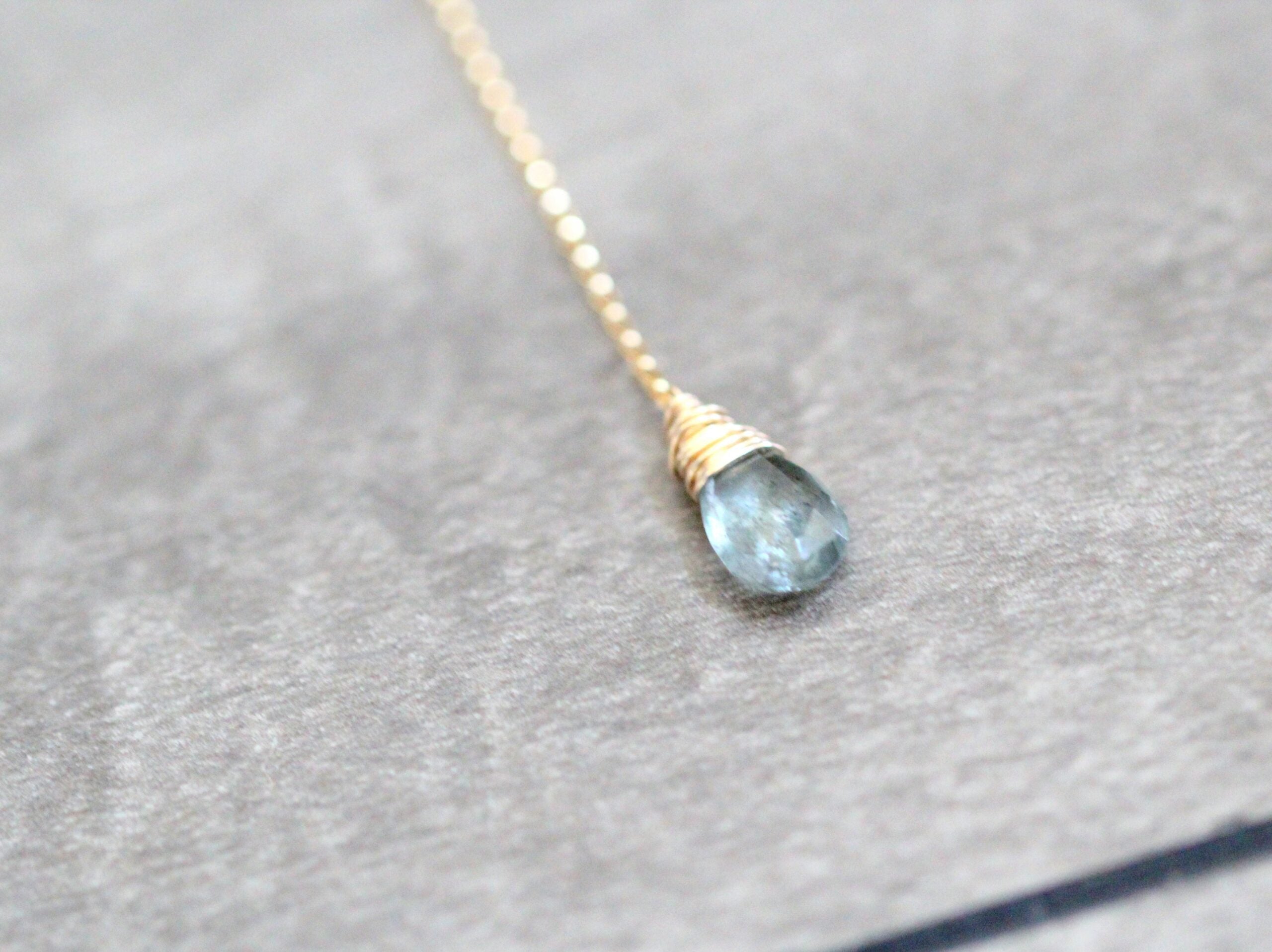 Gold Moss Aquamarine Lariat Necklace, Size 17 in.