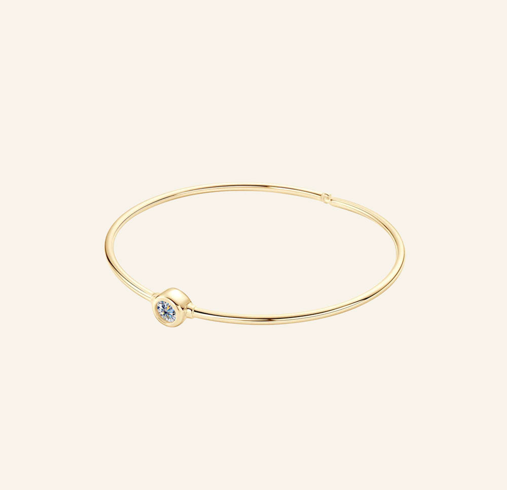 Dustin Heirloom Bangle in Gold