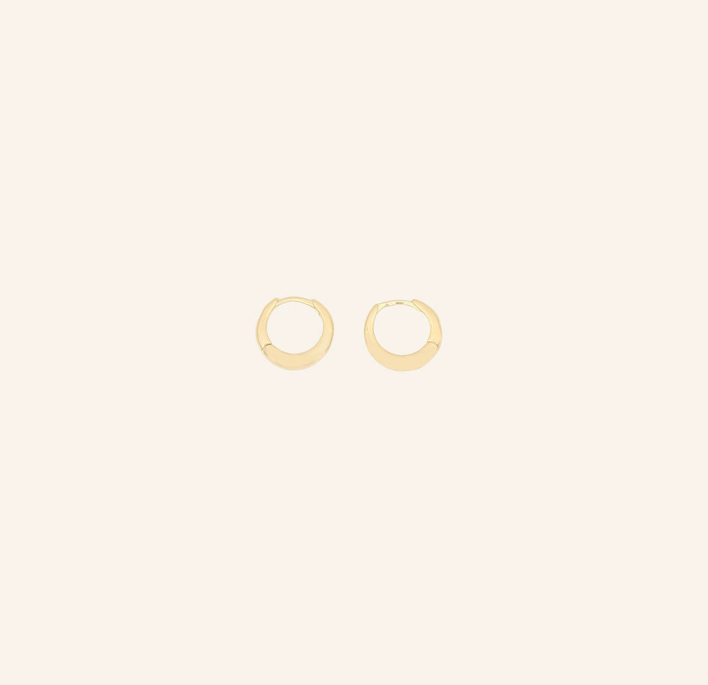 Carrie Hoops