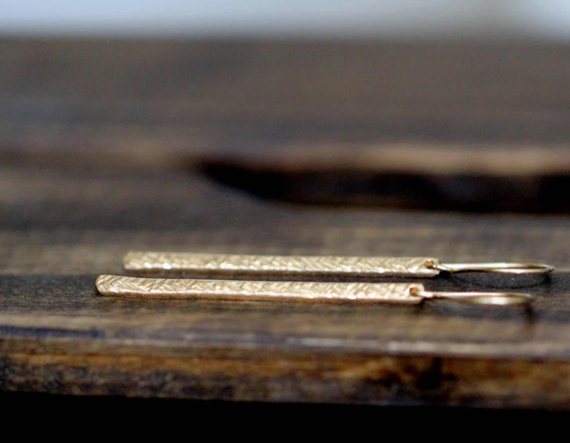 LONG AND LEAN BAR EARRINGS