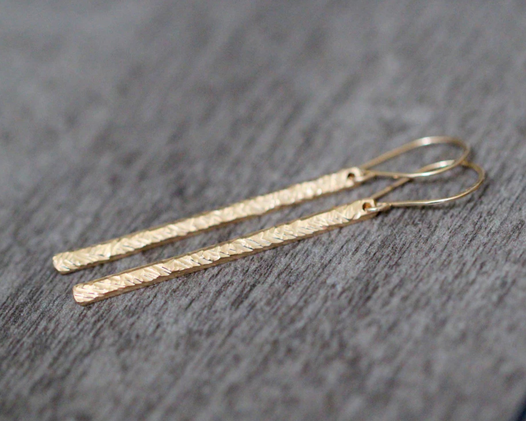 LONG AND LEAN BAR EARRINGS