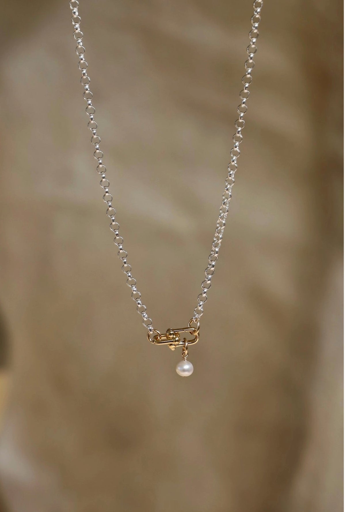 The Melanie Link Chain and Pearl