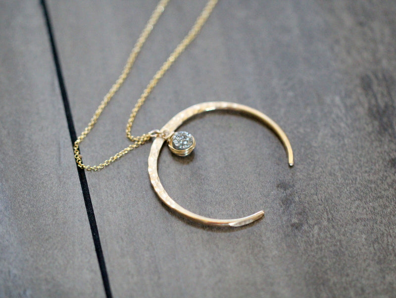Gold Fete Necklace, Size 18 in.