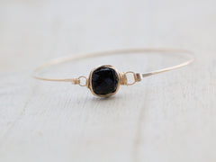 Gold Onyx Bezel Wrapped Bracelet, Size 7 in.