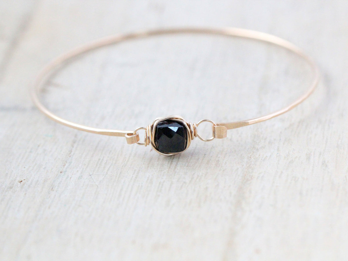 Gold Onyx Bezel Wrapped Bracelet, Size 7 in.