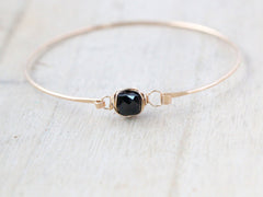Gold Onyx Bezel Wrapped Bracelet, Size 7 in.