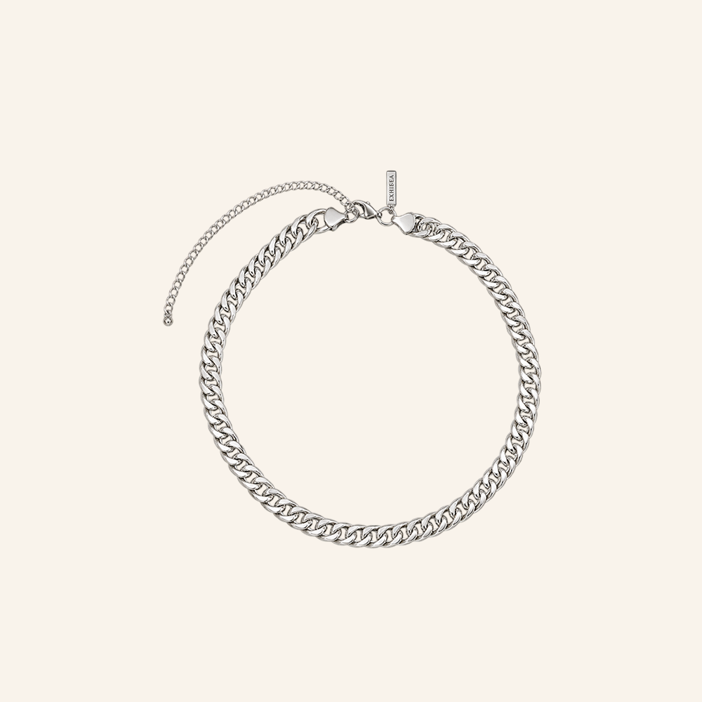 The Layla Chain